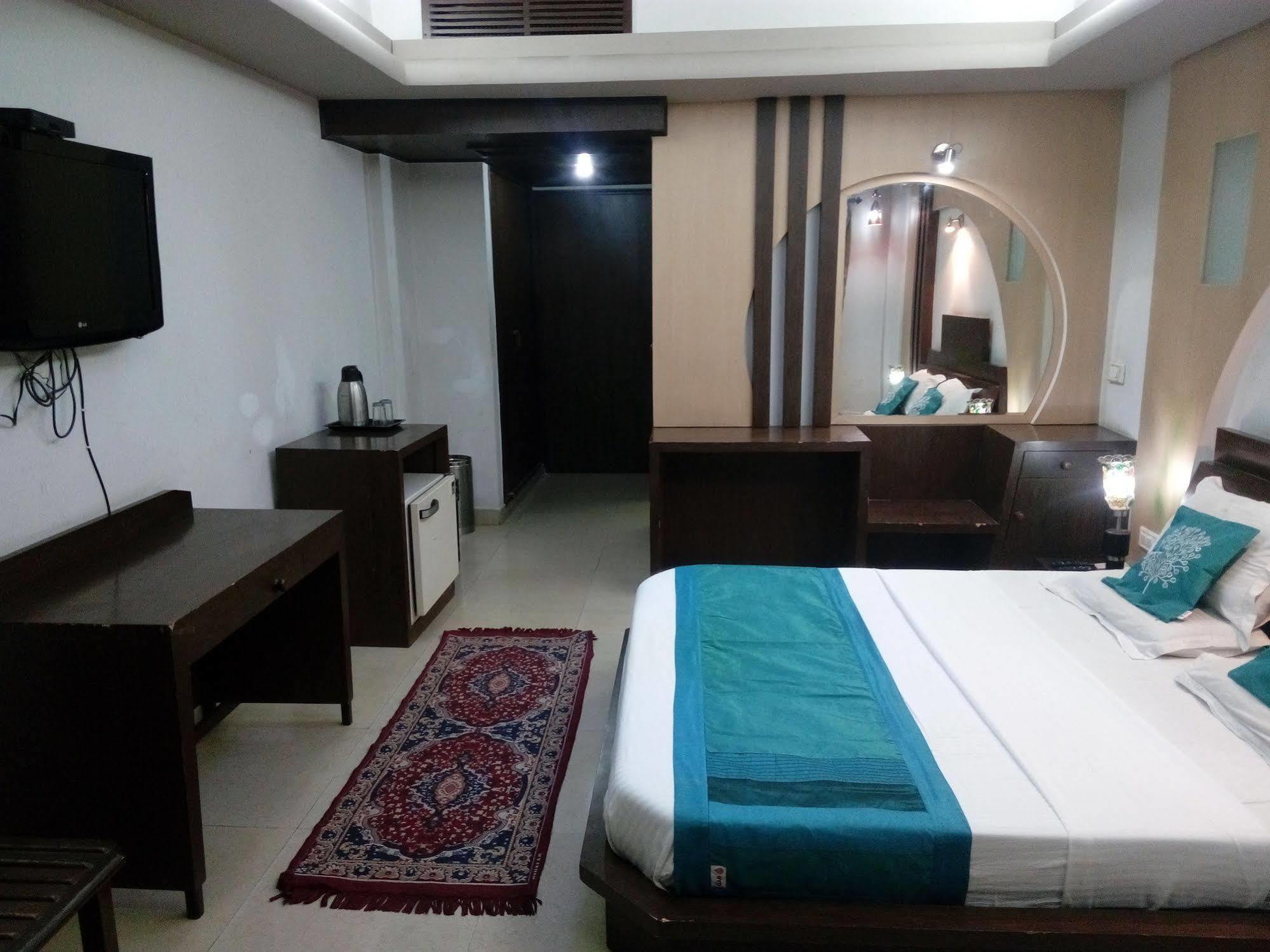 Hotel Snow Princess Manāli Εξωτερικό φωτογραφία