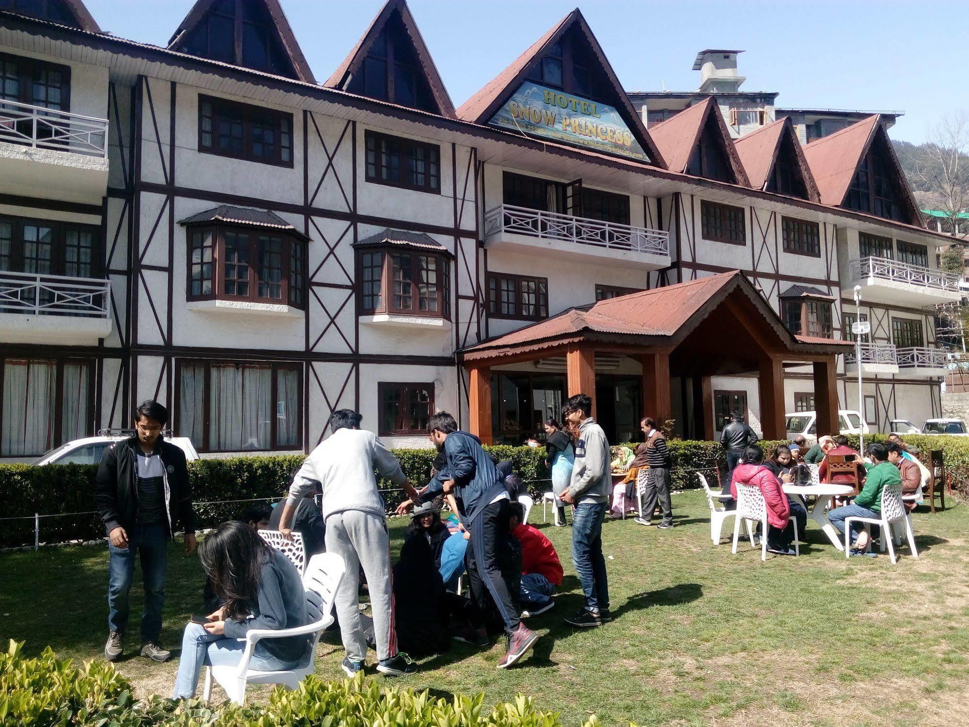 Hotel Snow Princess Manāli Εξωτερικό φωτογραφία